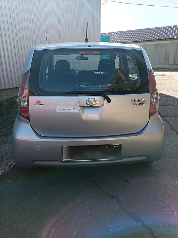 Gebraucht Daihatsu Sirion 87 PS (63 kW) 2006 Grau Kleinwagen