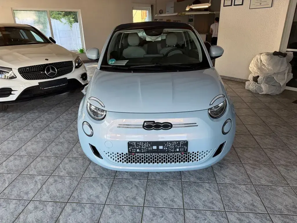 Gebraucht Fiat 500e Icon 86 kW (118 PS) 2023 Blau Cabrio