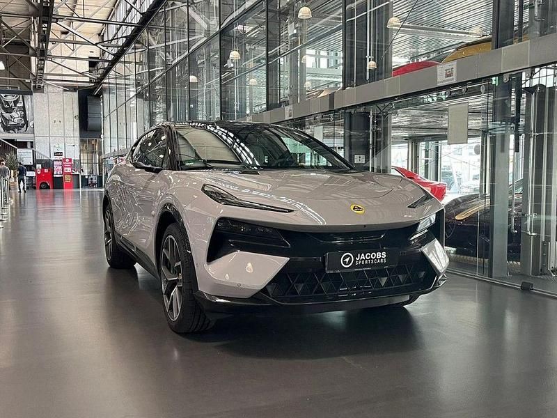 Grau Gebraucht 2025 Lotus Eletre SUV | 97.980 € (Superpreis) - Bild 1/4