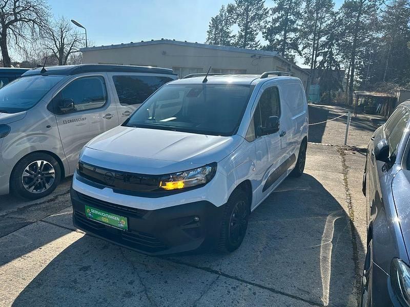 Gebraucht Opel Combo 102 PS (75 kW) 2024 Weiß Van / Kleinbus
