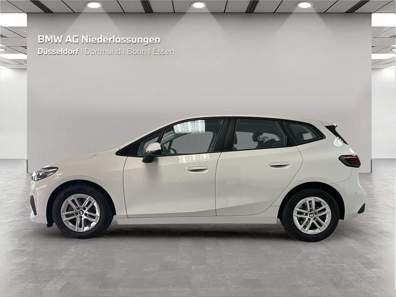 Używany BMW 220 Active Tourer Performance 156 KM (114 kW) 2023 Biały Minivan