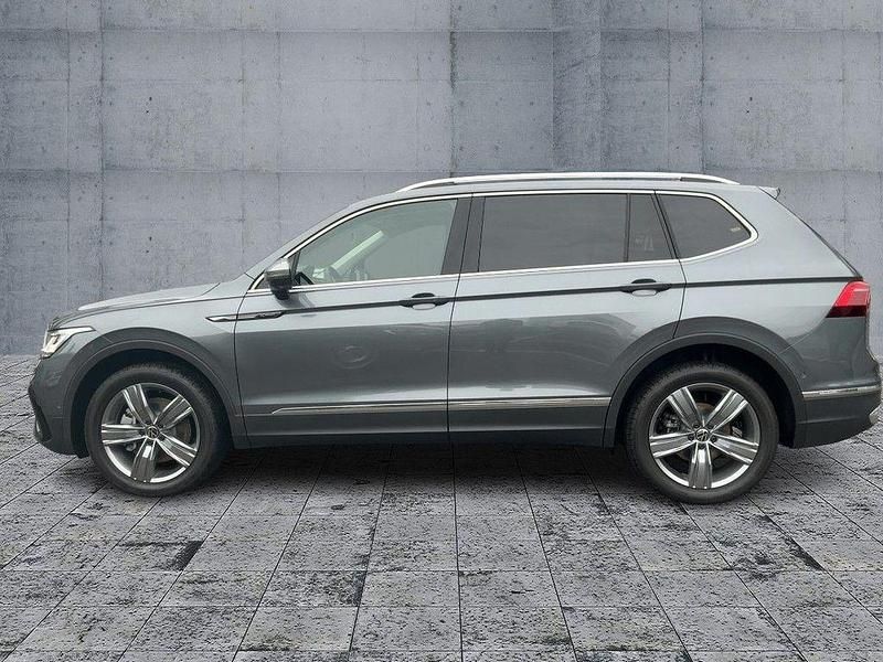 Neu VW Tiguan Allspace Elegance 193 PS (141 kW) 2025 Grau SUV
