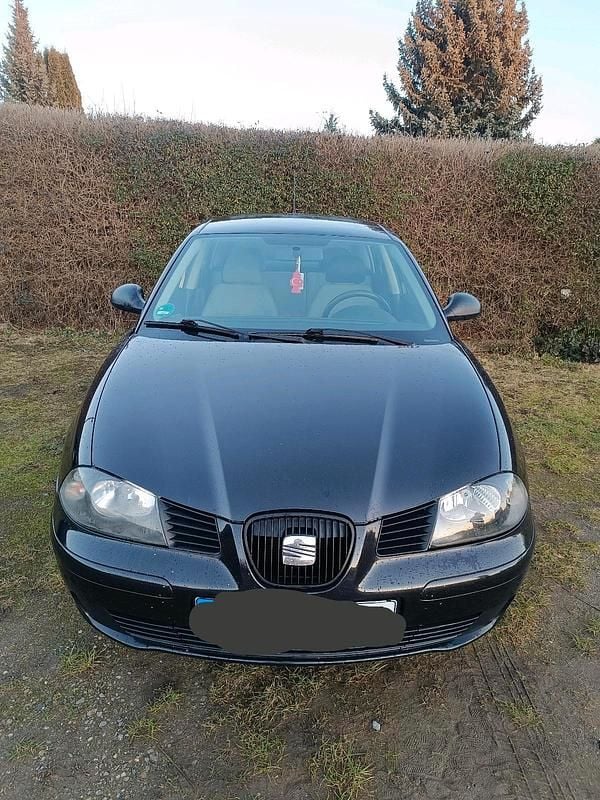 Schwarz Gebraucht 2003 Seat Ibiza Kleinwagen | 900 € (Fairer Preis) - Bild 1/4