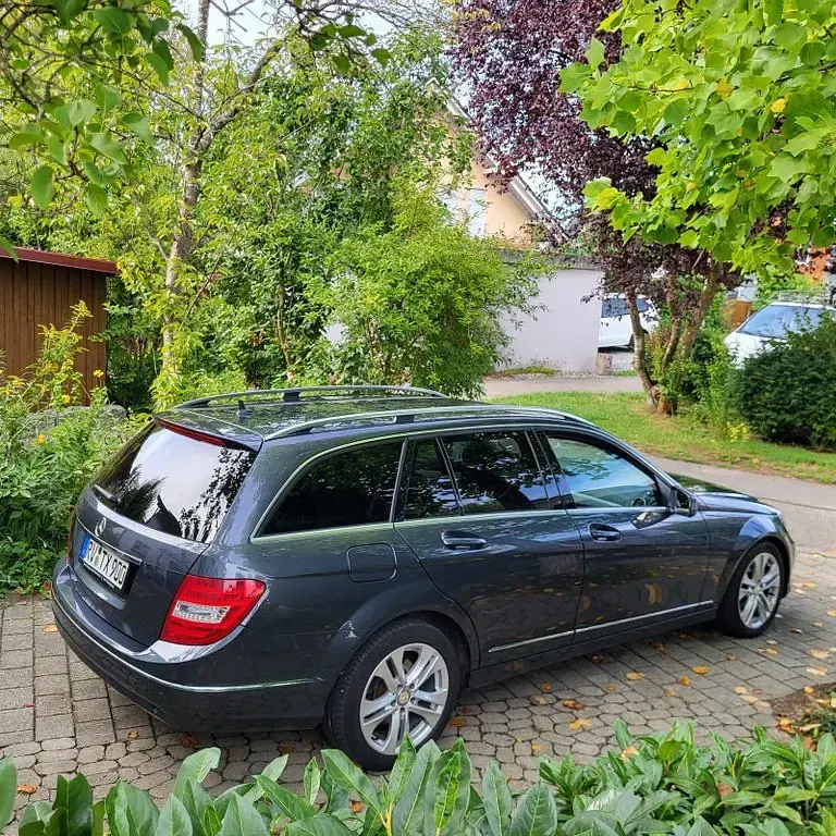 Gebraucht Mercedes C220 Avantgarde 170 PS (125 kW) 2012 Grau Limousine