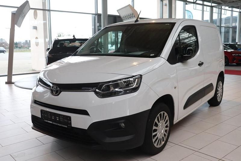 Gebraucht Toyota Proace 102 PS (75 kW) 2022 Van / Kleinbus