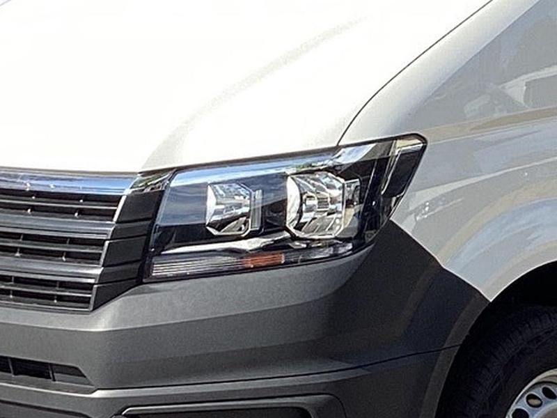 Gebraucht VW Crafter 140 PS (102 kW) 2025 Weiß Van