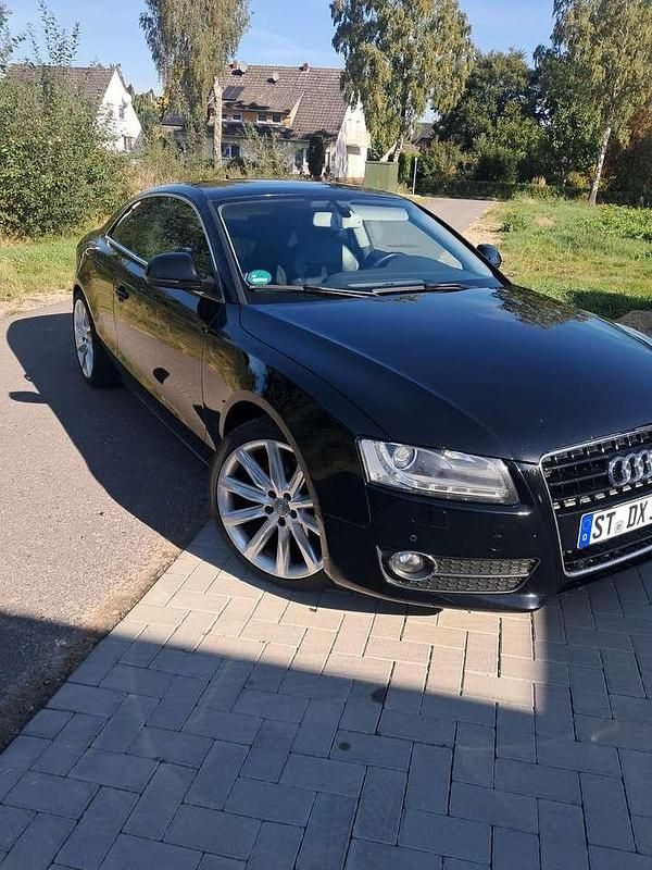 Schwarz Gebraucht 2008 Audi A5 Coupé | 9.500 € (Teuer) - Bild 1/4