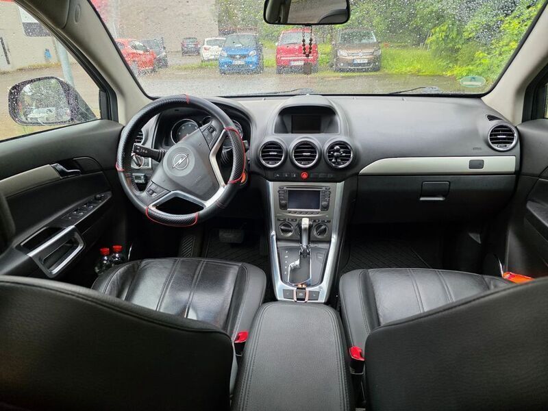 Schwarz Gebraucht 2012 Opel Antara Cosmo SUV | 6.400 € (Guter Preis) - Bild 1/4