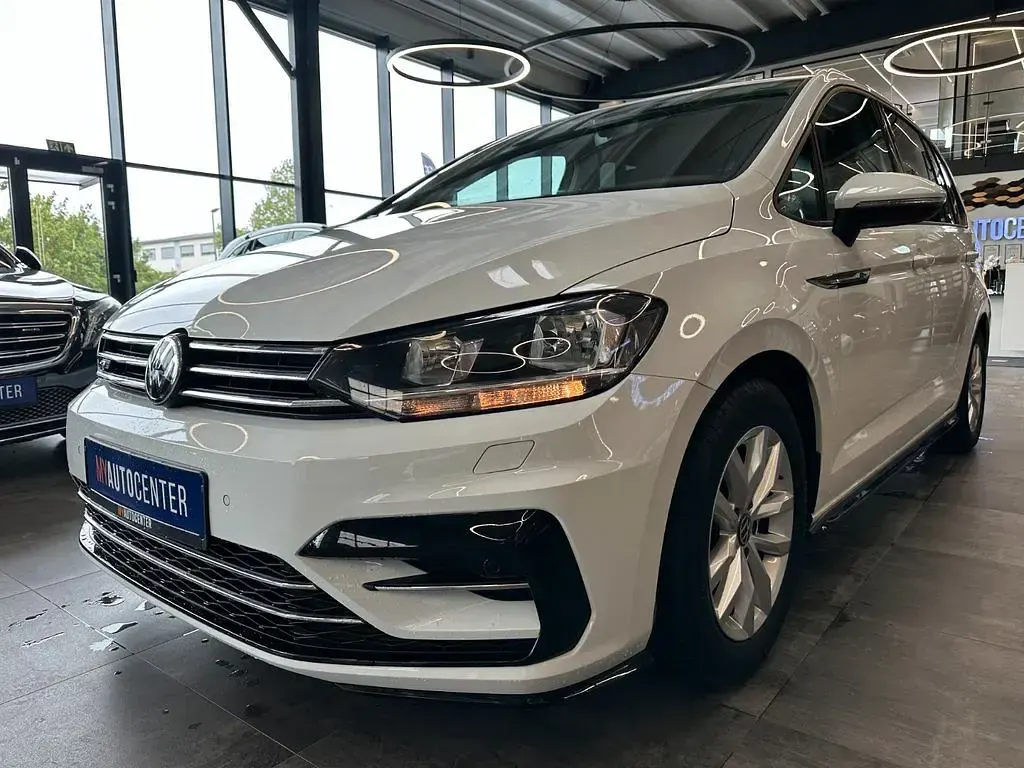 Gebraucht VW Touran Sport 150 PS (110 kW) 2016 Weiß Van / Kleinbus