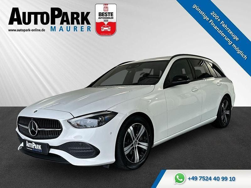 Weiß Gebraucht 2022 Mercedes C220 Night Limousine | 21.998 € (Guter Preis) - Bild 1/4