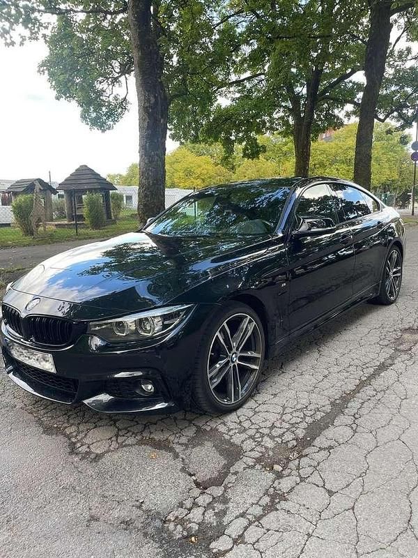 Schwarz Gebraucht 2018 BMW 420 Gran Coupé M Sport Coupé | 26.799 € (Fairer Preis) - Bild 1/4
