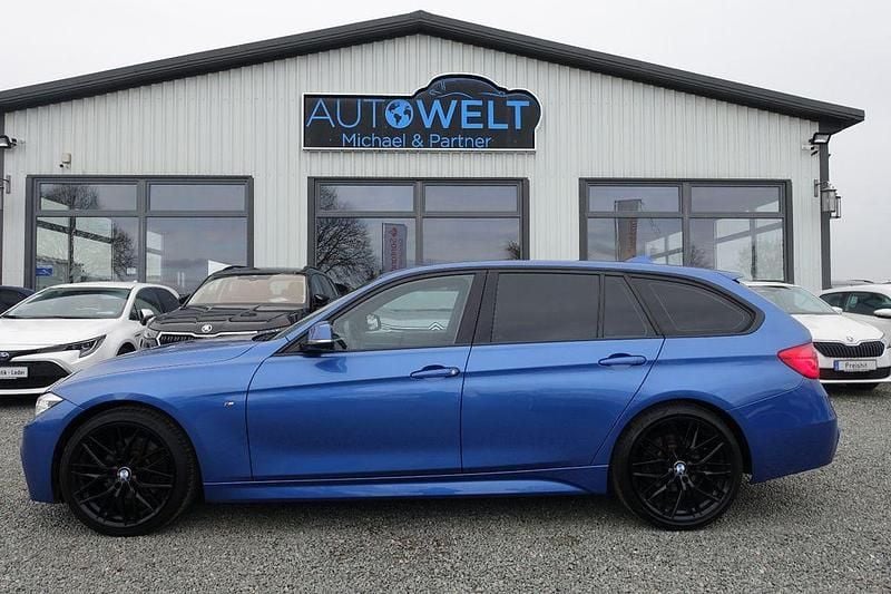Gebraucht BMW 325 M Sport 224 PS (164 kW) 2017 Blau Kombi