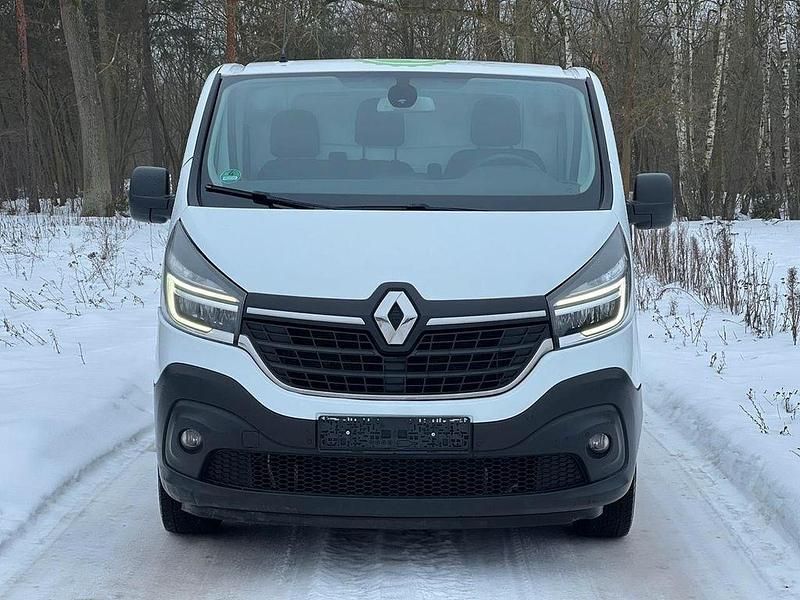 Gebraucht Renault Trafic Komfort 120 PS (88 kW) 2020 Weiß Van / Kleinbus