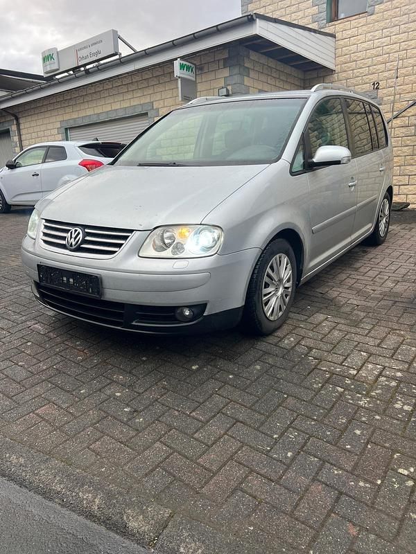 Gebraucht VW Touran 105 PS (77 kW) 2004 Silber Van / Kleinbus