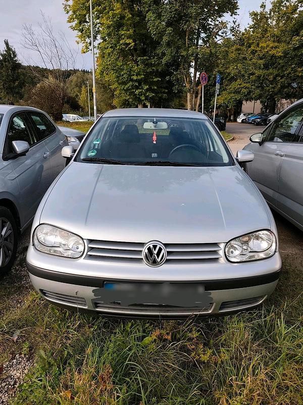 Grau Gebraucht 2000 VW Golf IV Kleinwagen | 990 € (Superpreis) - Bild 1/4