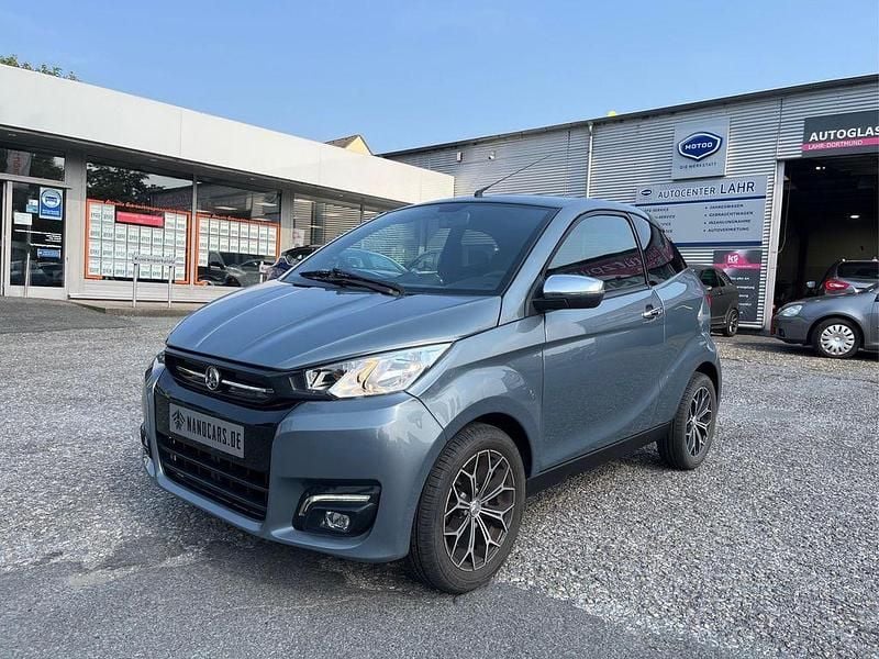 Grau Gebraucht 2022 Aixam City Kleinwagen | 15.850 € (Teuer) - Bild 1/4