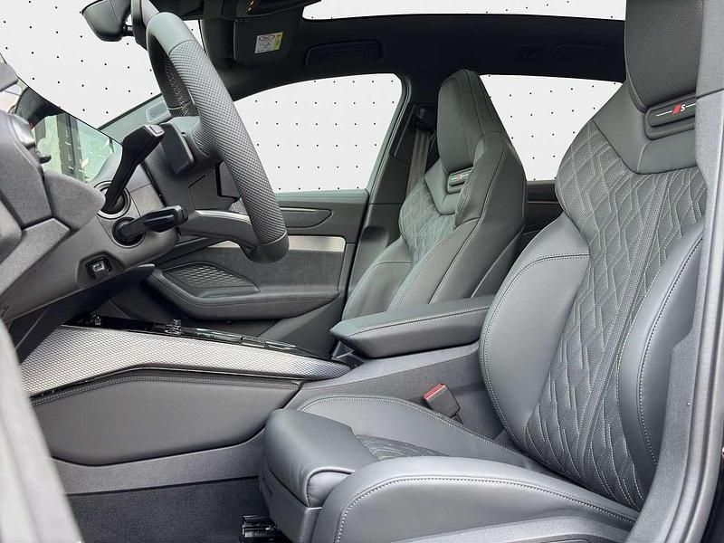 Neu Audi A6 S-Line 367 PS (269 kW) 2026 Mitternachtsgrün metallic Kombi