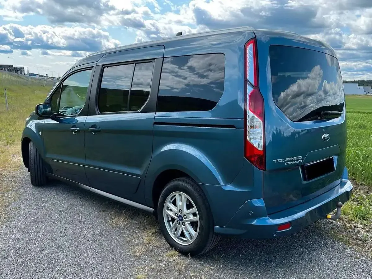 Gebraucht Ford Grand Tourneo Connect Titanium 120 PS (88 kW) 2019 Blau Van / Kleinbus