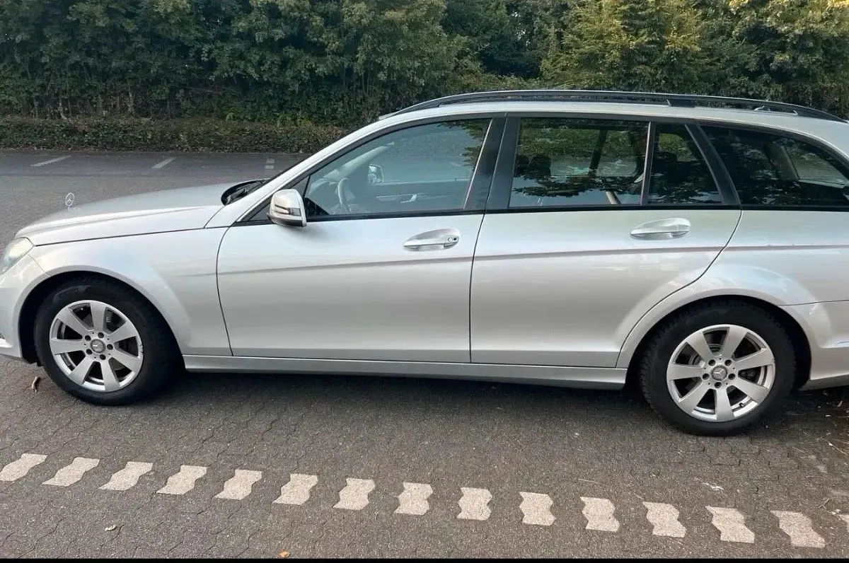 Gebraucht Mercedes C220 170 PS (125 kW) 2014 Silber Kombi