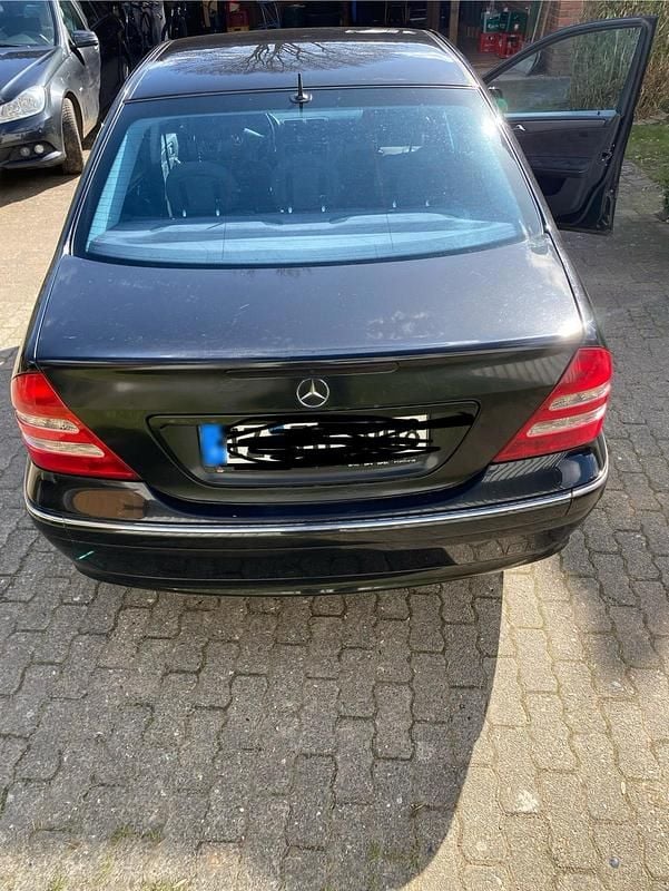 Gebraucht Mercedes C200 Elegance 163 PS (119 kW) 2001 Schwarz Limousine