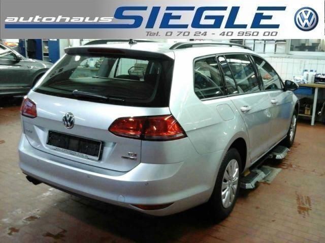Gebraucht VW Golf VII 105 PS (77 kW) 2013 Silber metallic Kombi