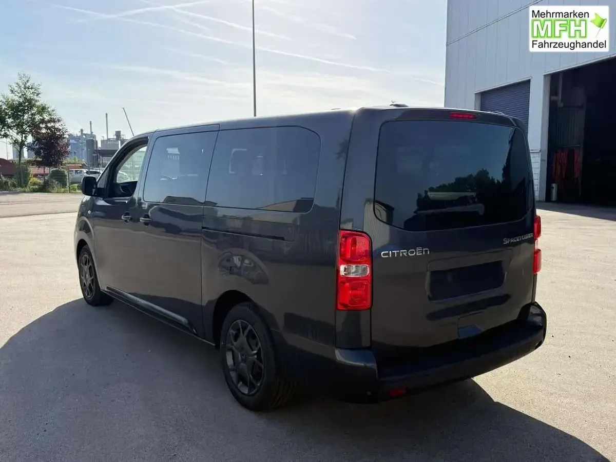 Neu Citroën Spacetourer 179 PS (131 kW) 2026 Titanium grau metallic Van / Kleinbus