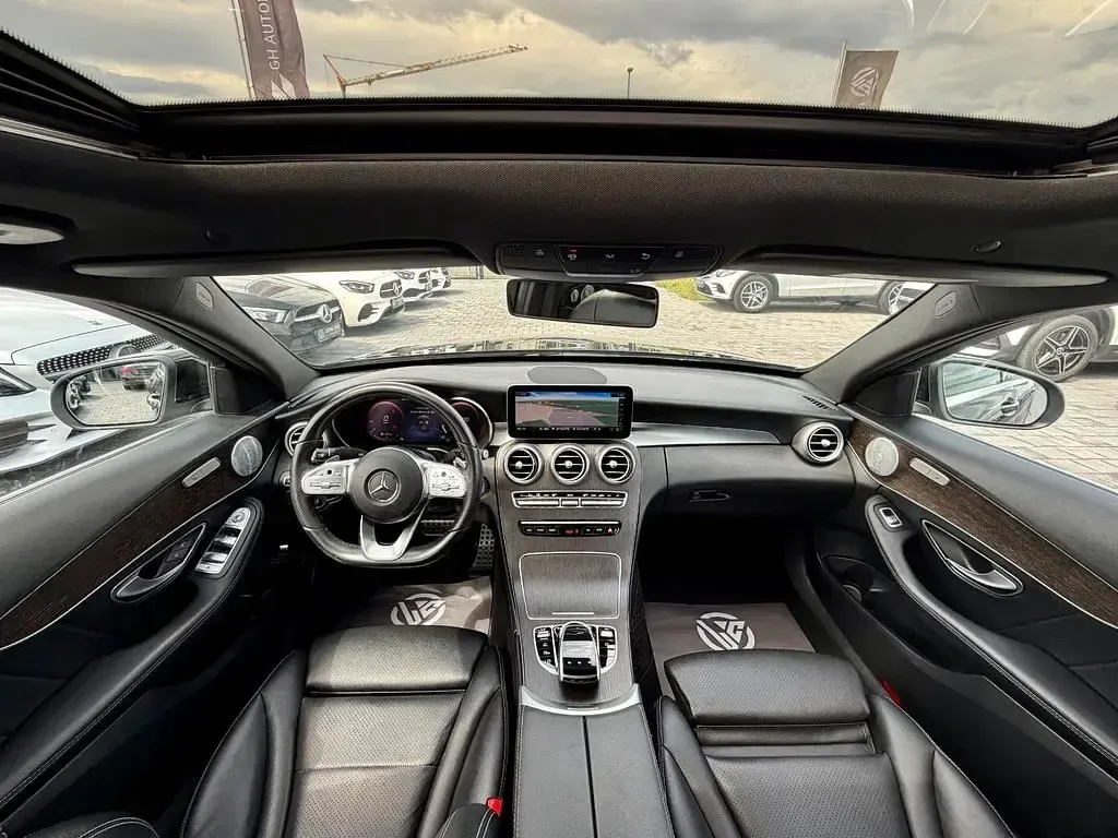 Gebraucht Mercedes C200 AMG 184 PS (135 kW) 2018 Schwarz Limousine