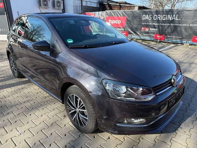 Gebraucht VW Polo Allstar 90 PS (66 kW) 2016 Grau Limousine
