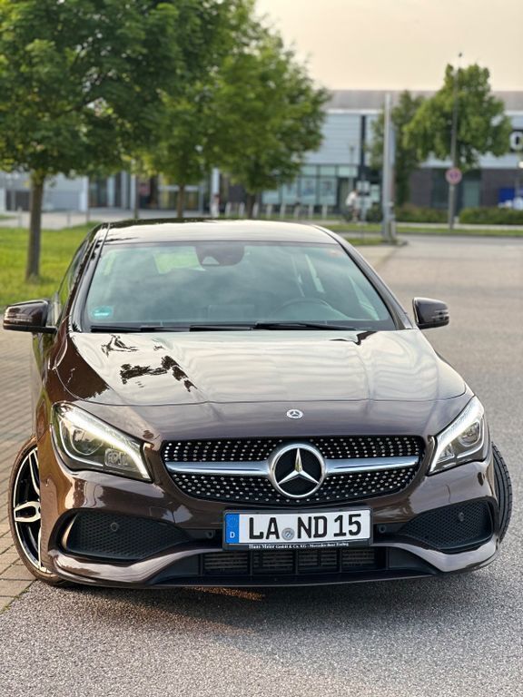 Braun Gebraucht 2018 Mercedes CLA220 Shooting Brake AMG line Kombi | 17.900 € (Guter Preis) - Bild 1/4