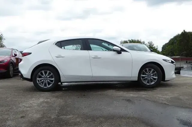 Nowe Mazda 3 Prime-Line 140 KM (102 kW) 2026 Biały Sedan/Limuzyna