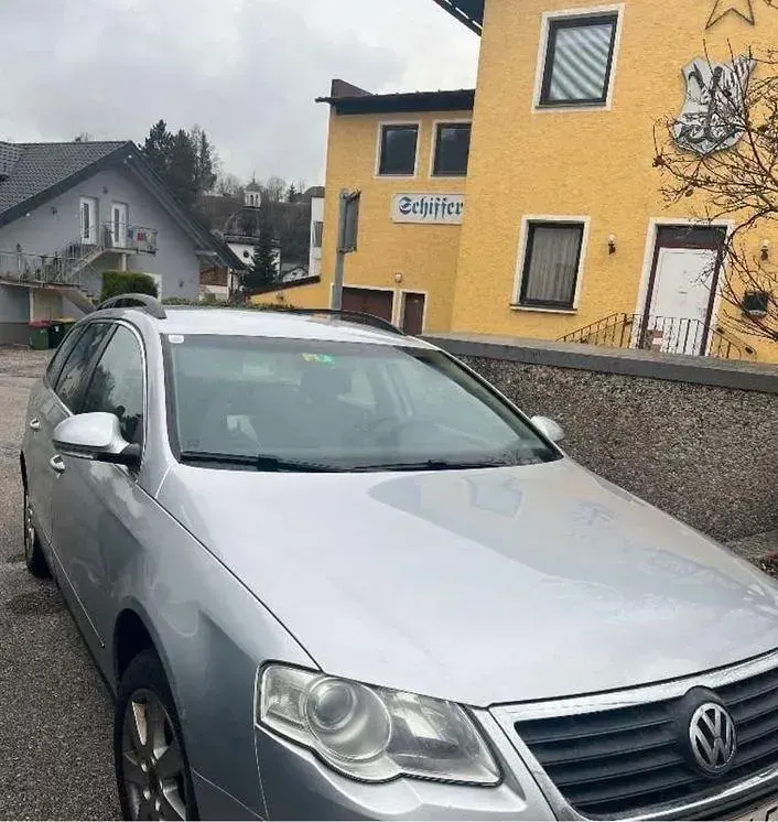 Gebraucht VW Passat 140 PS (102 kW) 2008 Silber Kombi