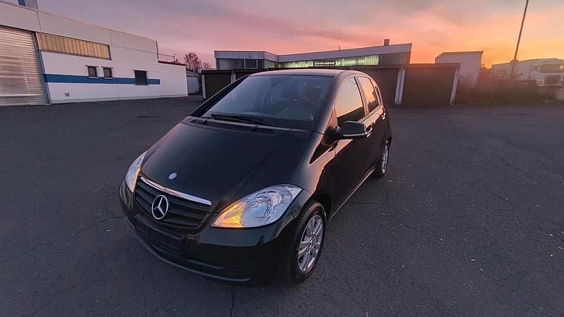 Gebraucht Mercedes A150 95 PS (69 kW) 2008 Schwarz Kleinwagen