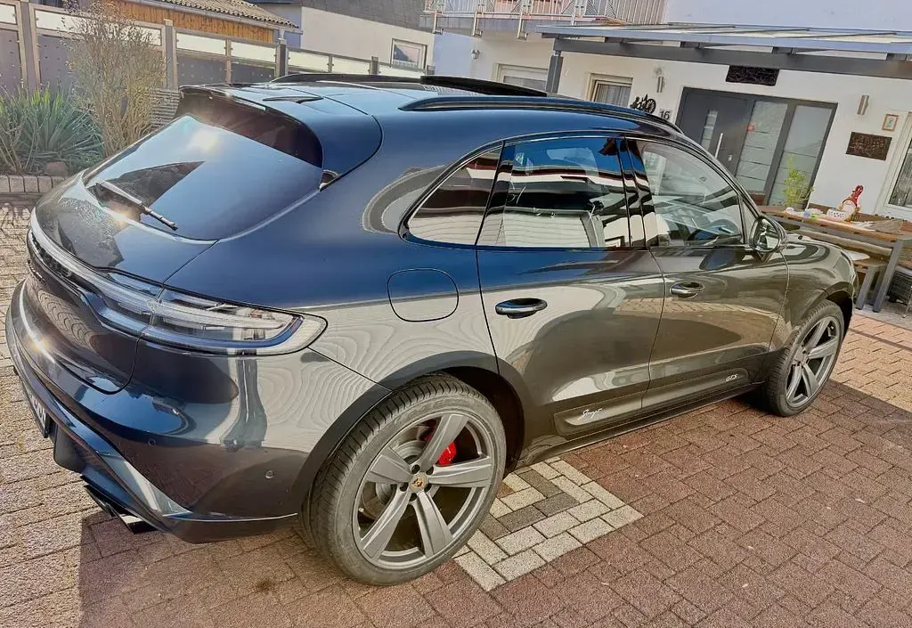 Gebraucht Porsche Macan 441 PS (324 kW) 2022 Grau SUV