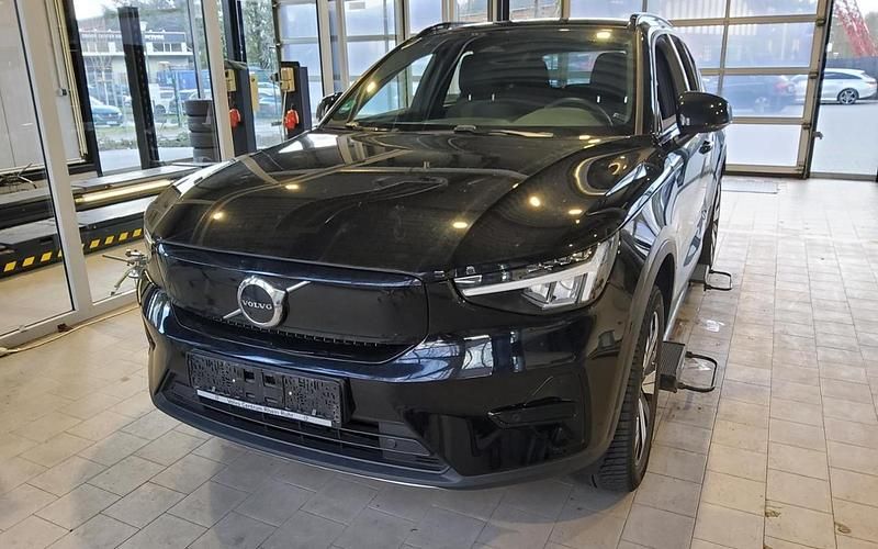 Gebraucht Volvo XC40 Core 169 kW (231 PS) 2023 Stone SUV