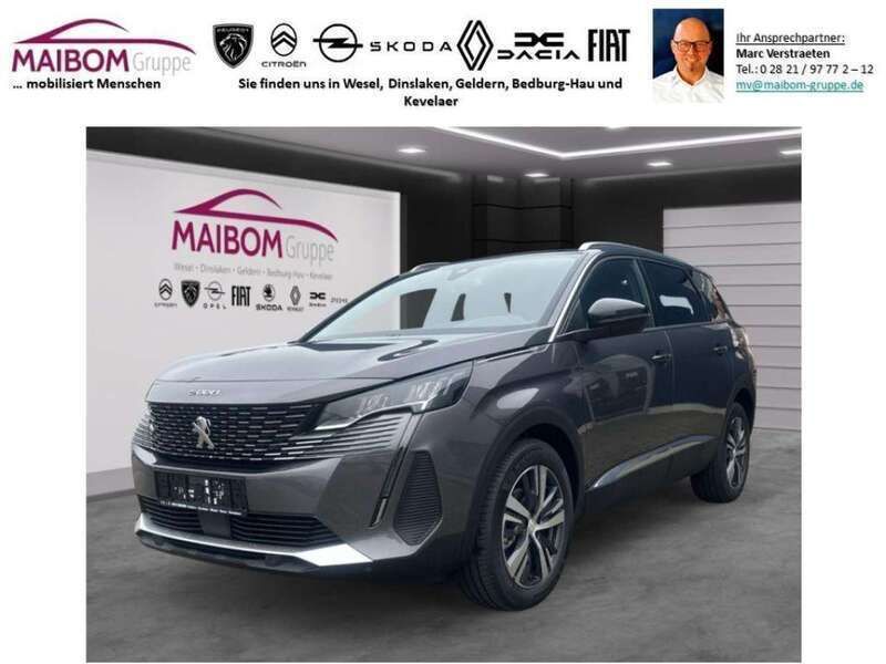 Platinium grau metallic Gebraucht 2024 Peugeot 5008 Allure Van / Kleinbus | 33.880 € (Superpreis) - Bild 1/4