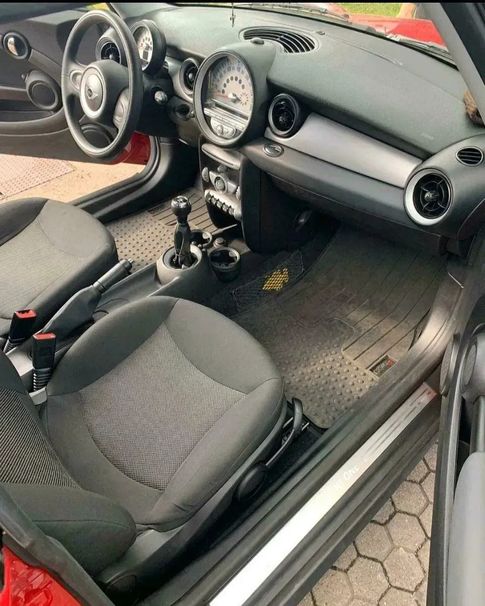 Occasion Mini ONE 75 PK (55 kW) 2009 Zwart Hatchback