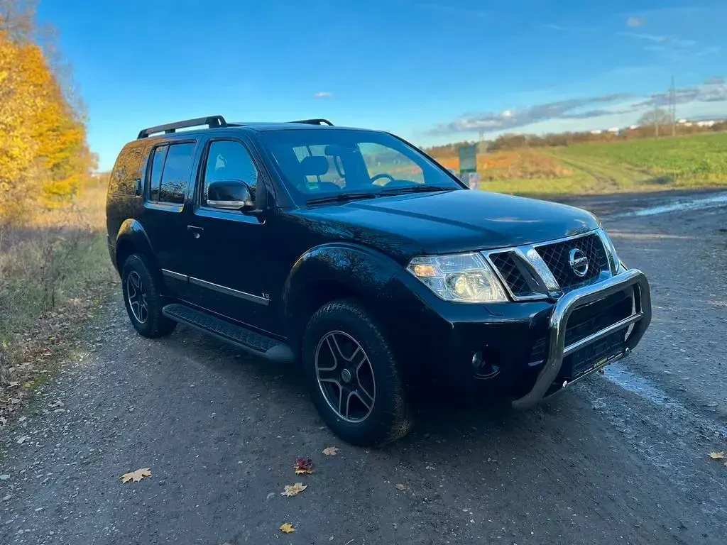 Gebraucht Nissan Pathfinder 231 PS (169 kW) 2010 Schwarz SUV