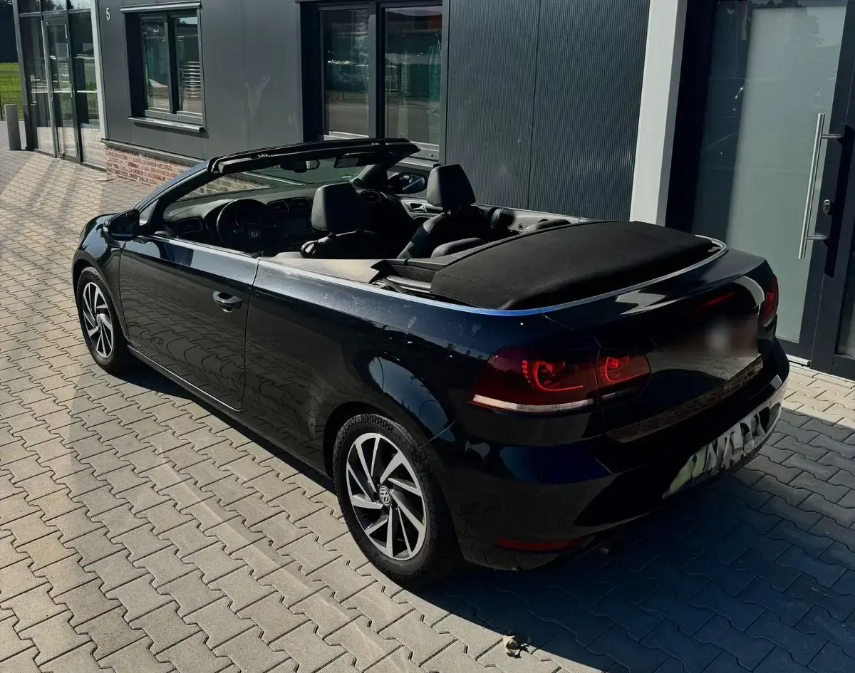 Gebraucht VW Golf Cabriolet 105 PS (77 kW) 2012 Schwarz Cabrio