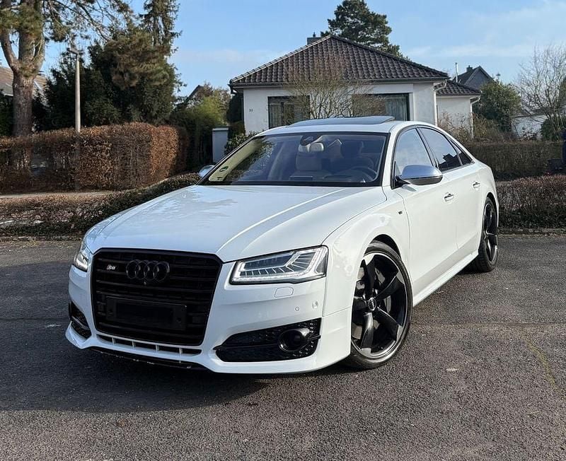 Weiß Gebraucht 2015 Audi S8 Sport Limousine | 43.500 € (Fairer Preis) - Bild 1/4