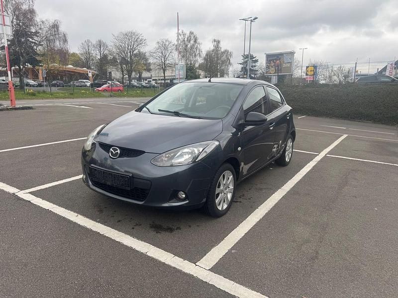 Gebraucht Mazda 2 Independence 68 PS (50 kW) 2009 Grau Kleinwagen