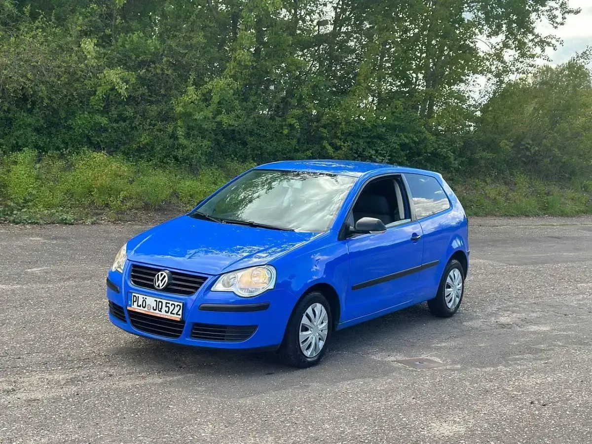 Gebraucht VW Polo 70 PS (51 kW) 2006 Blau Kleinwagen