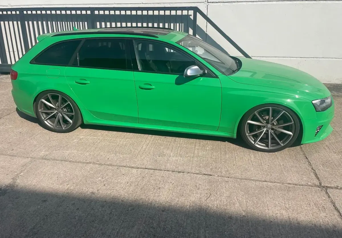 Gebraucht Audi RS4 Exclusive 450 PS (330 kW) 2015 Grün Kombi