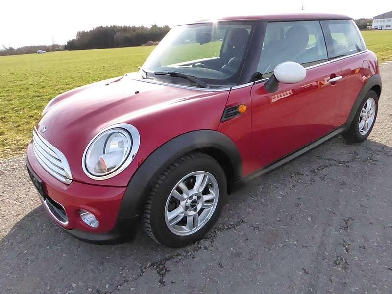 Second-hand Mini ONE 98 CP (72 kW) 2013 Roșu Hatchback