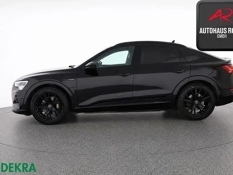 Gebraucht Audi e-tron Sportback S-Line 300 kW (408 PS) 2021 Mythosschwarz SUV