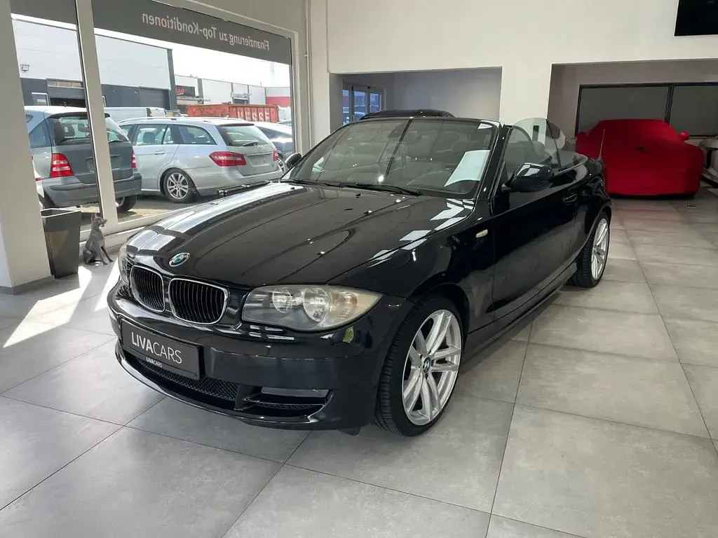 Gebraucht BMW 120 Cabriolet Advantage 177 PS (130 kW) 2011 Schwarz Cabrio