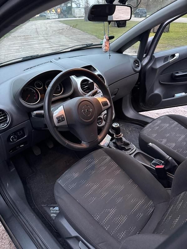Gebraucht Opel Corsa Satellite 87 PS (63 kW) 2011 Grau Kleinwagen