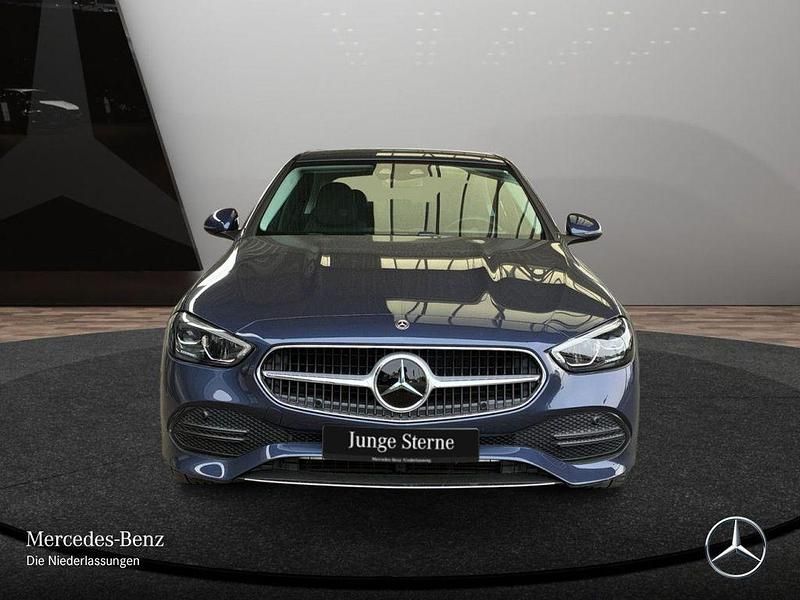 Gebraucht Mercedes C200 Avantgarde 204 PS (150 kW) 2025 Blau Limousine