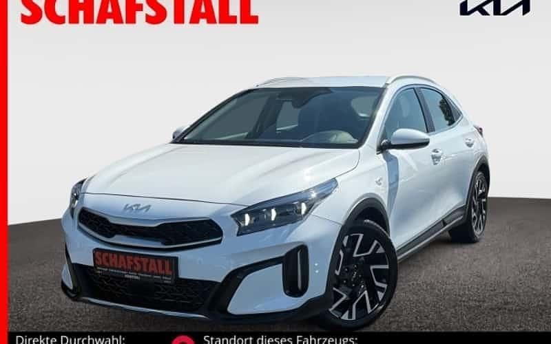 Weiss ((hw2) deluxeweiss met.) Gebraucht 2024 Kia XCeed Comfort SUV | 24.979 € (Guter Preis) - Bild 1/4