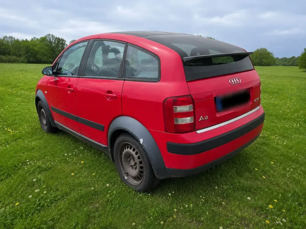 Occasion Audi A2 75 ch (55 kW) 2004 Rouge Citadine