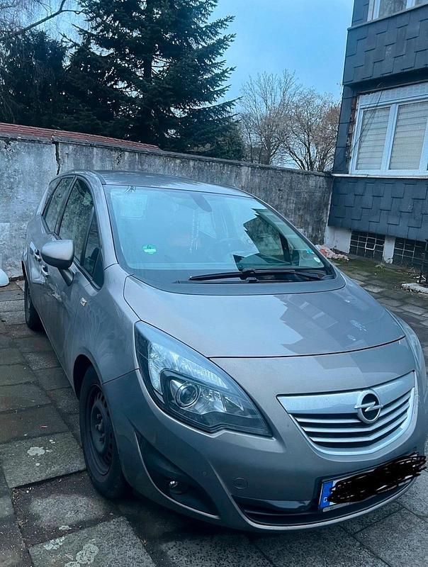Gebraucht Opel Meriva 130 PS (95 kW) 2013 Braun Van / Kleinbus